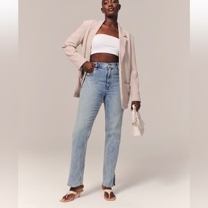 Abercrombie curve love ultra high rise 90s straight jean. Medium with vent hem.
